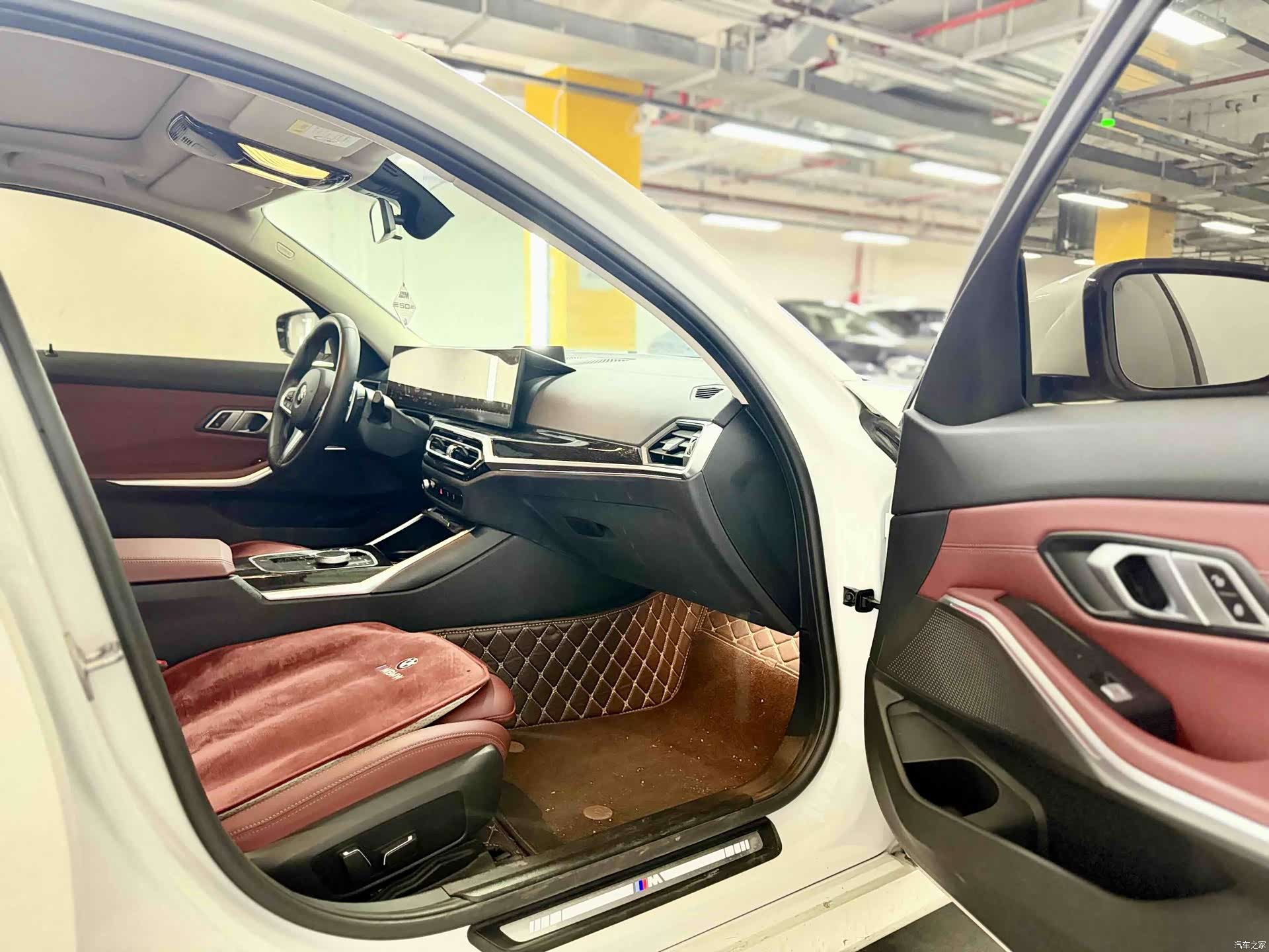 BMW 3 Series, 2024 12