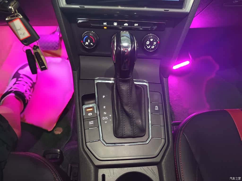 Volkswagen Lamando, 2018 12