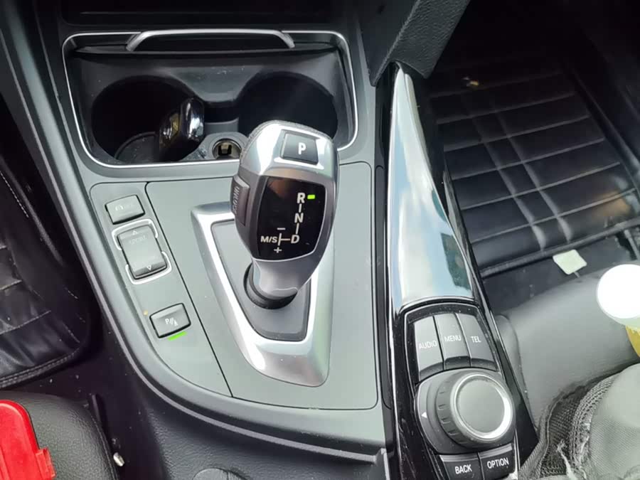 BMW 3 Series 2016, фото 13