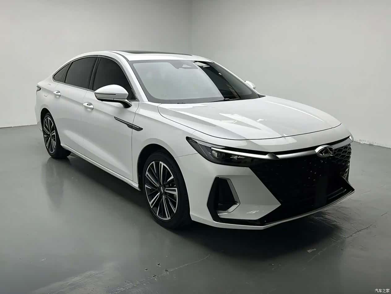 Chery Arrizo 8, 2022 3