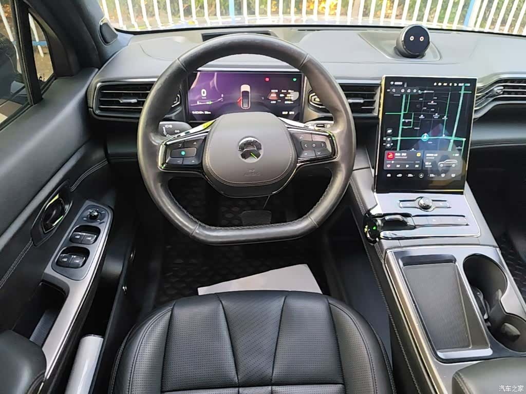 NIO ES8, 2020 11