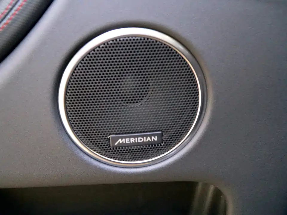 Land Rover Discover sports