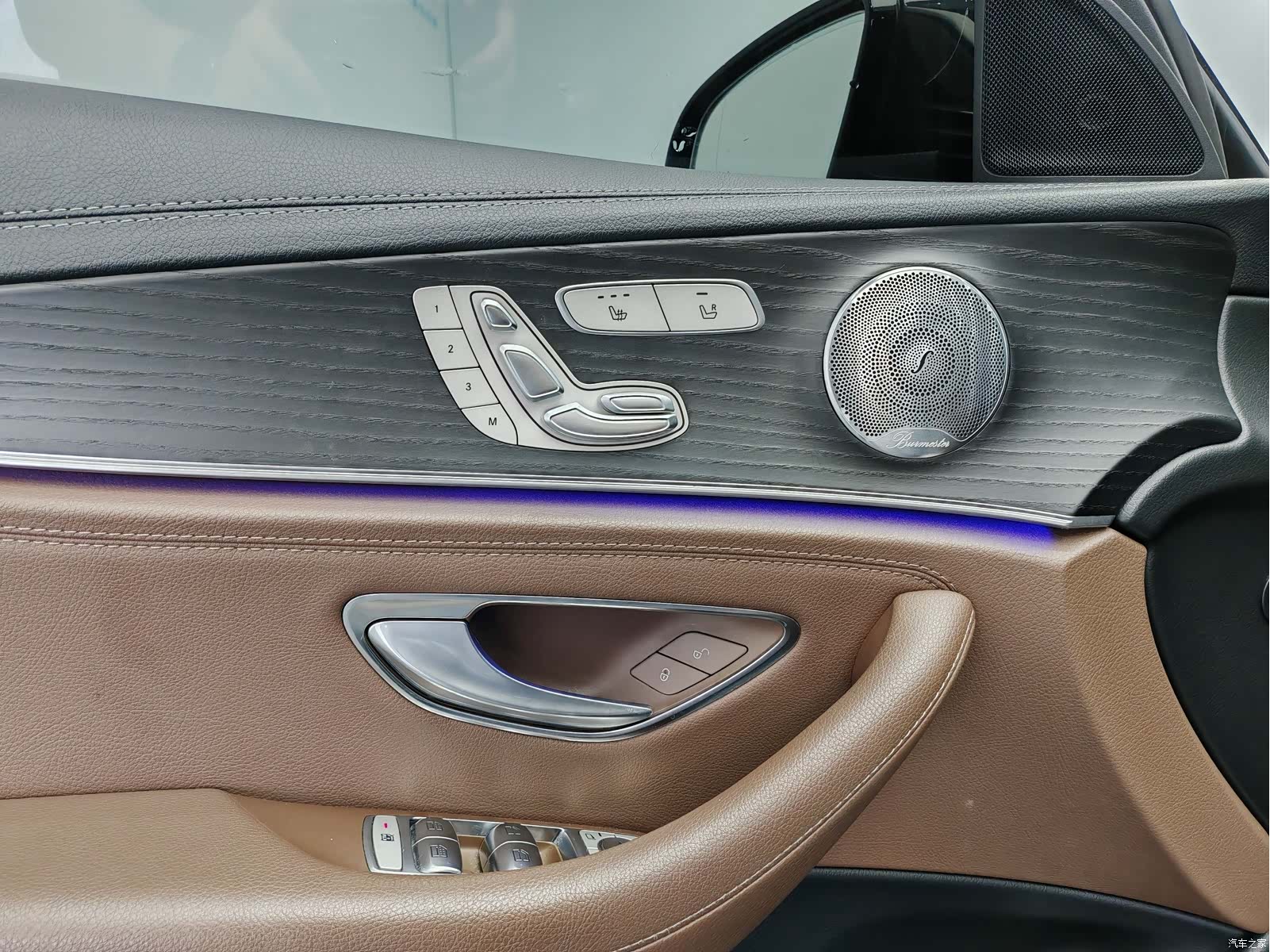 Mercedes-Benz E-Class, 2020 19