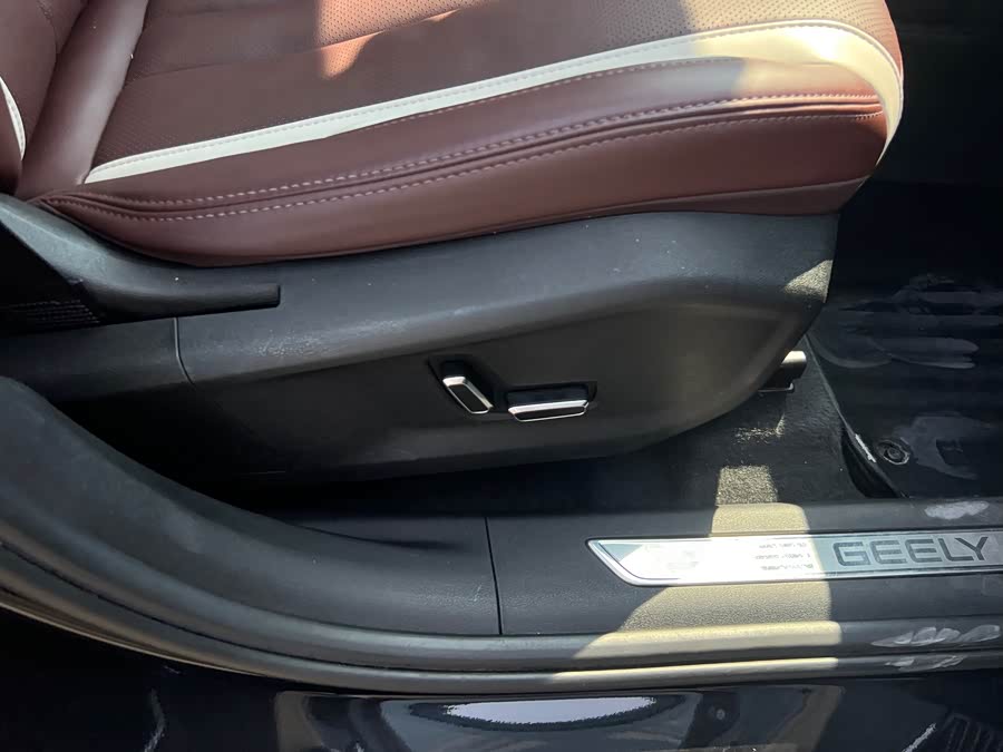 Geely Monjaro 2022, фото 23