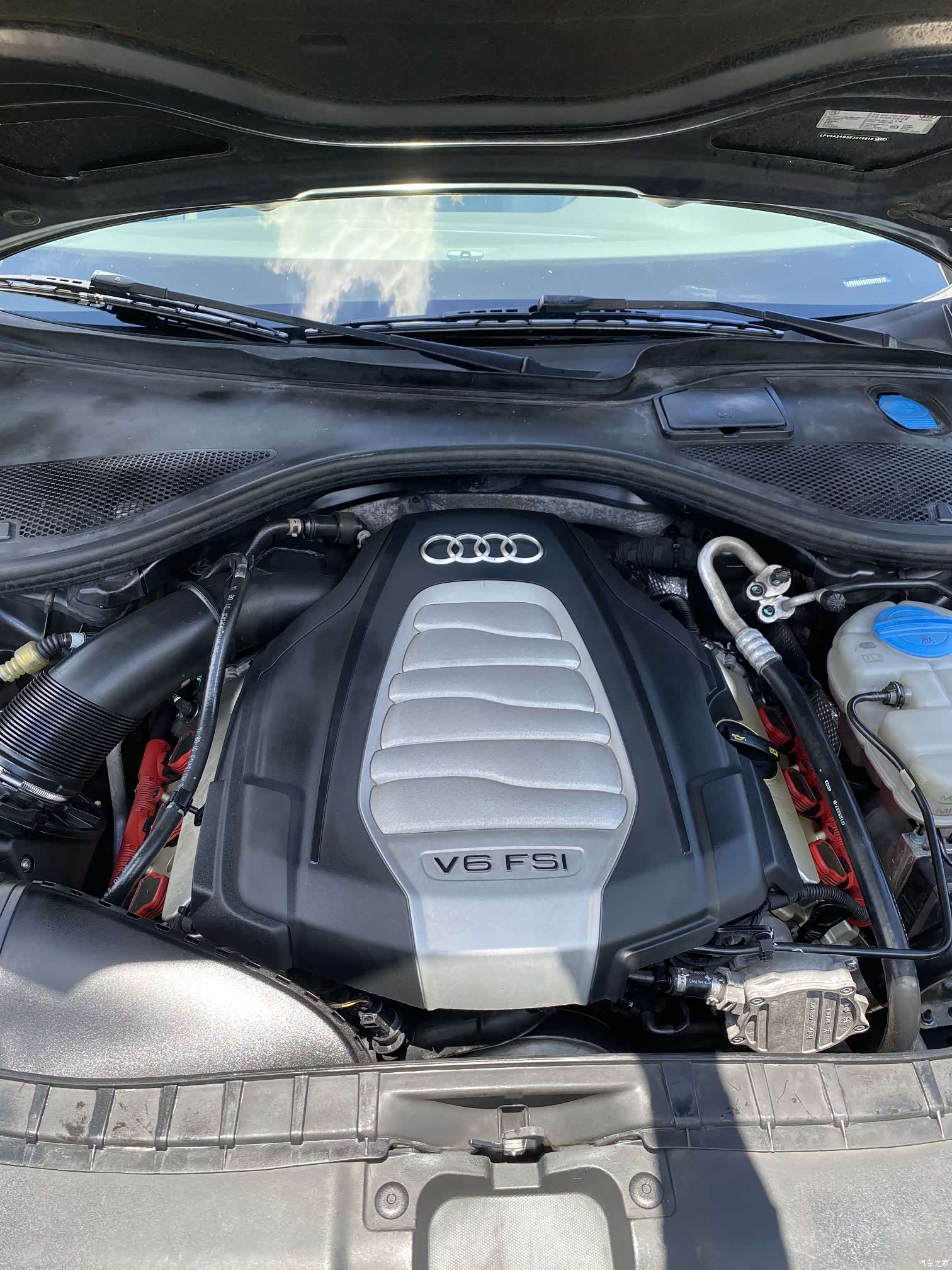 Audi A6L, 2014 23