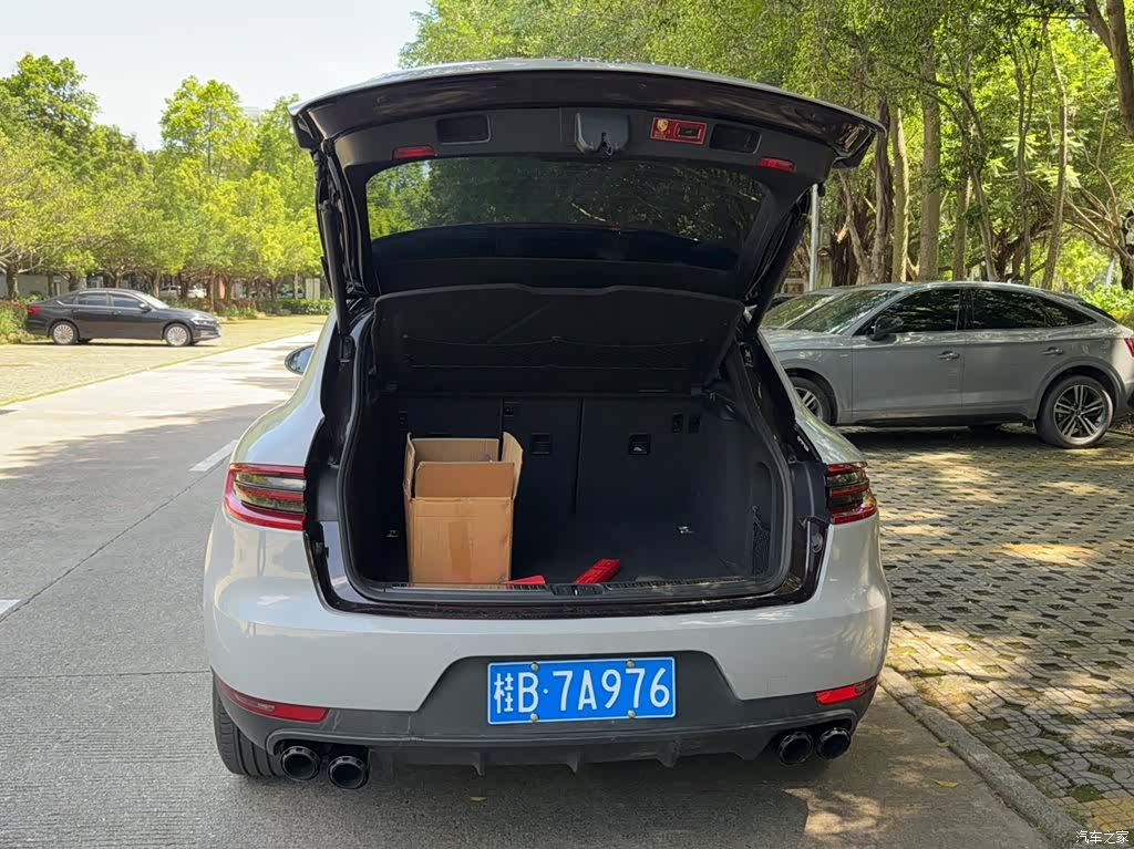 Porsche Macan, 2015 10