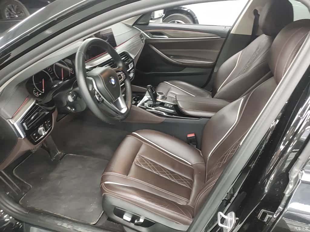 BMW 5 Series, 2019 22
