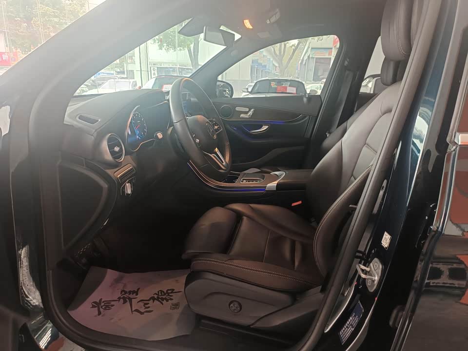 Mercedes-Benz GLC Mercedes-Benz GLC