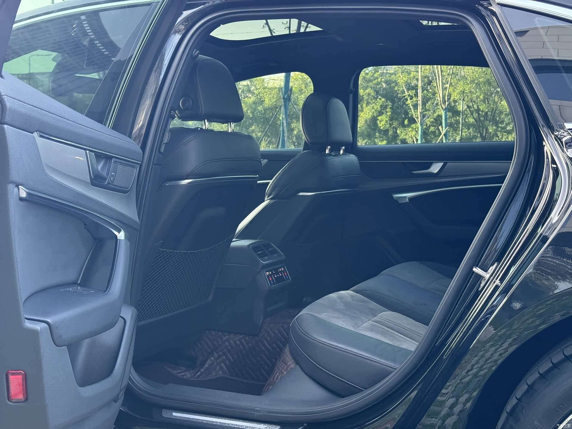 Audi A6L, 2020 8