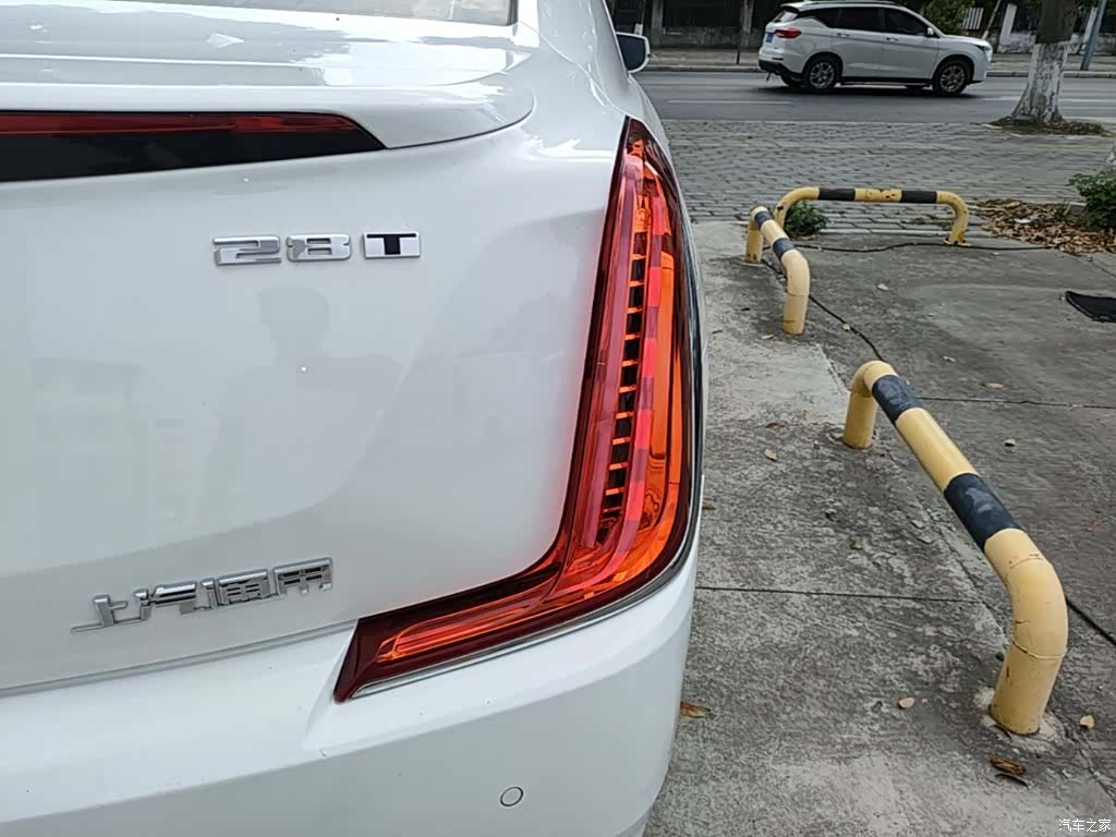 Cadillac XTS, 2019 8