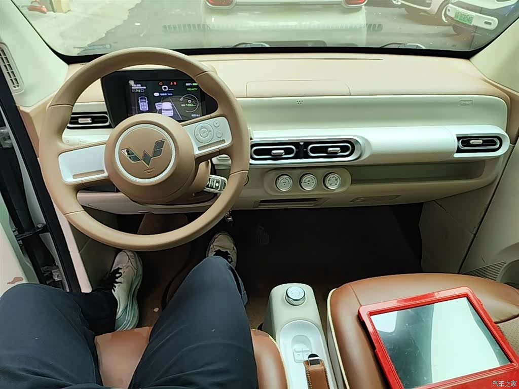 Wuling MINIEV, 2025 10