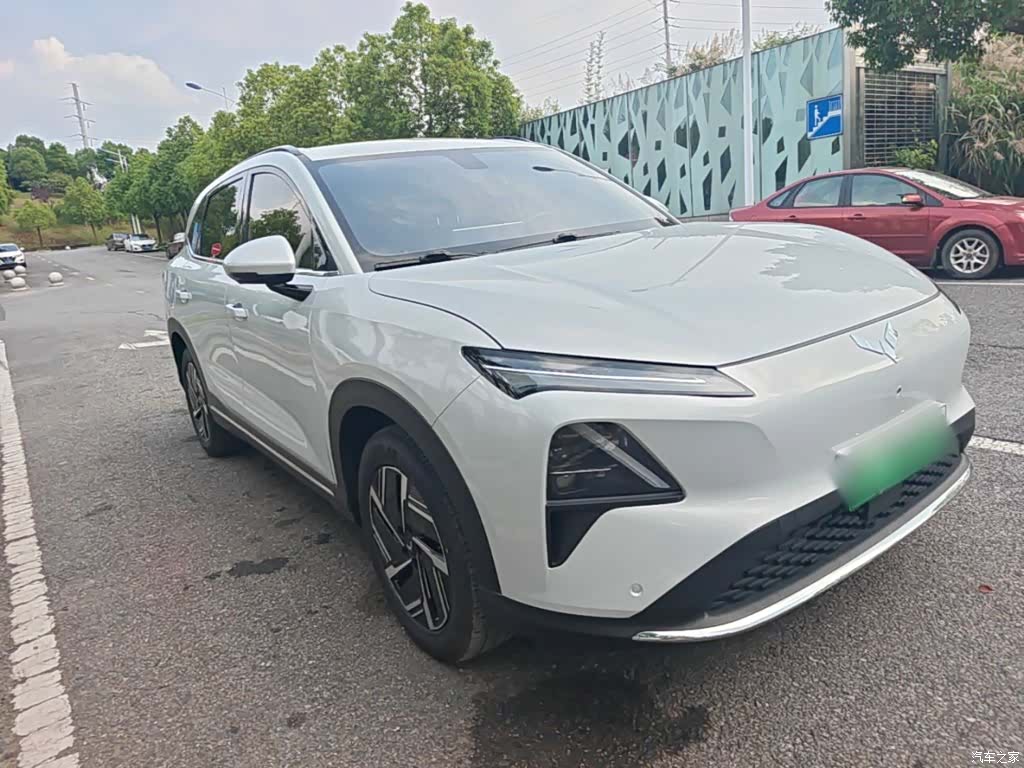 Wuling Starlight, 2025 22