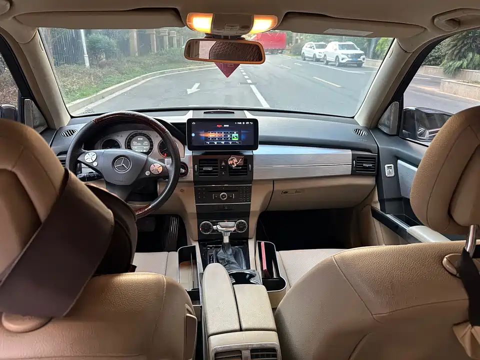 Mercedes-Benz GLK grade