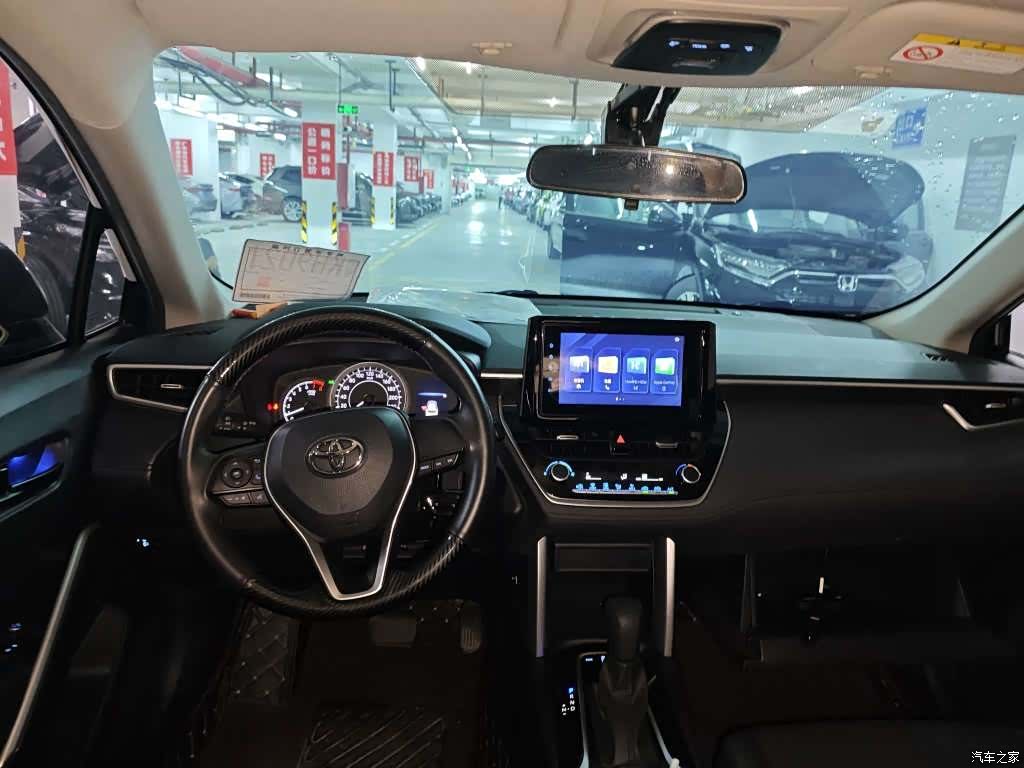 Toyota Frontlander, 2022 9