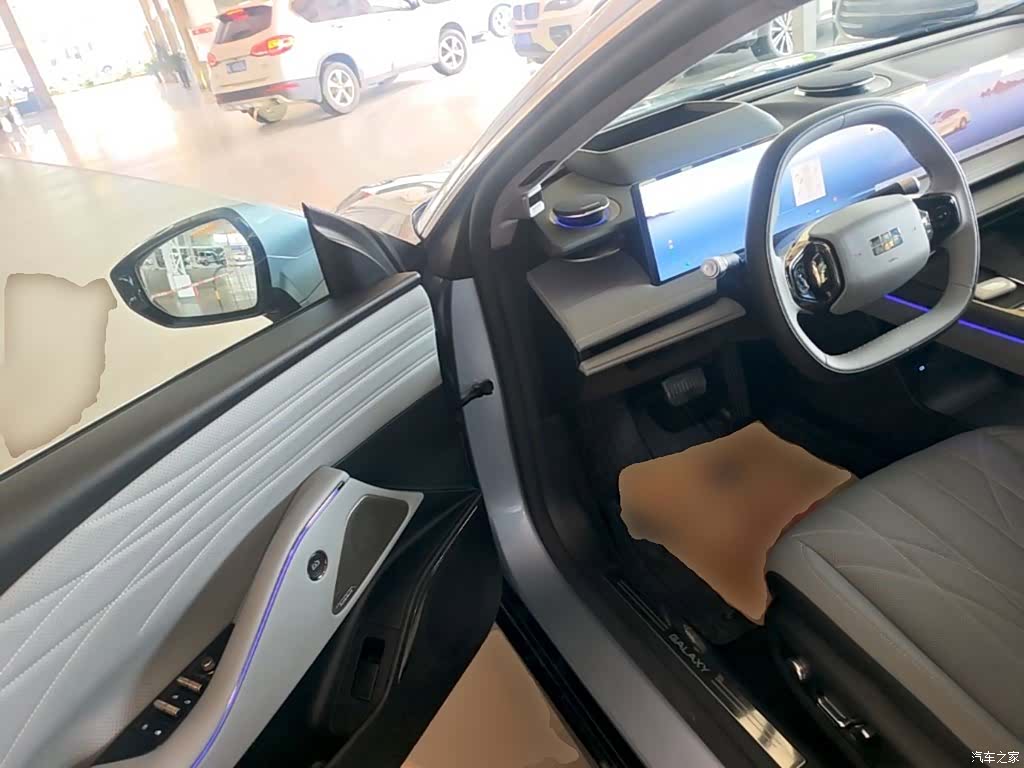 Geely E8, 2025 16
