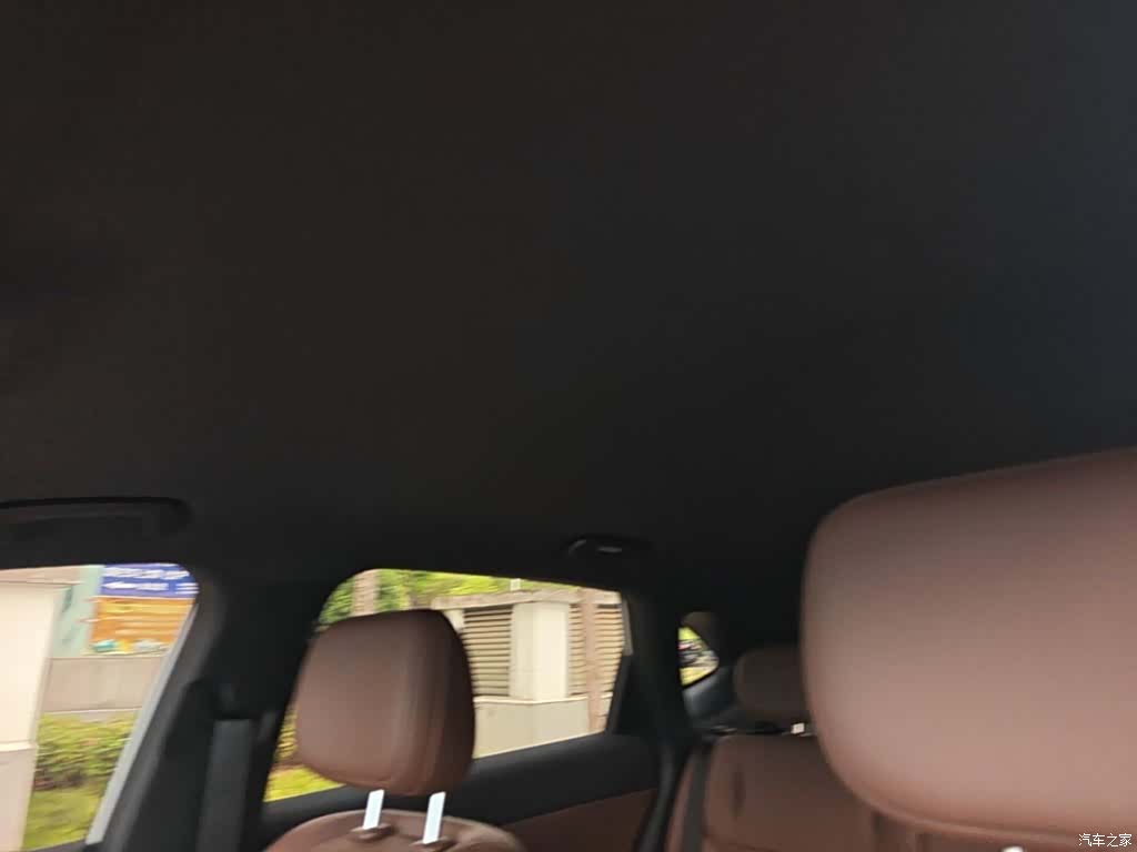 Wuling Starlight, 2025 14