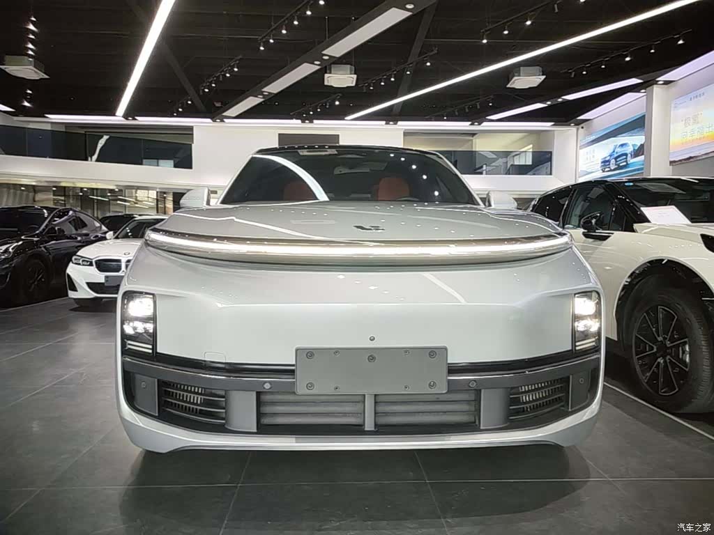 Li Auto L8, 2022 3