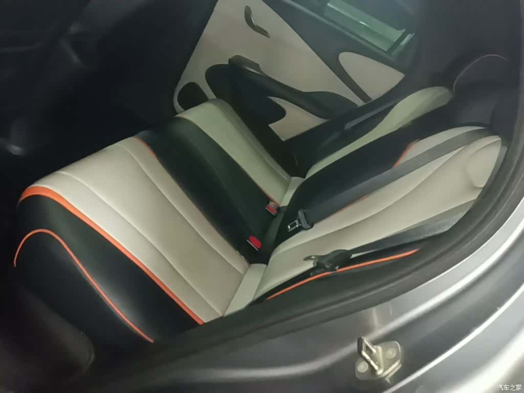 BYD Dolphin, 2022 17