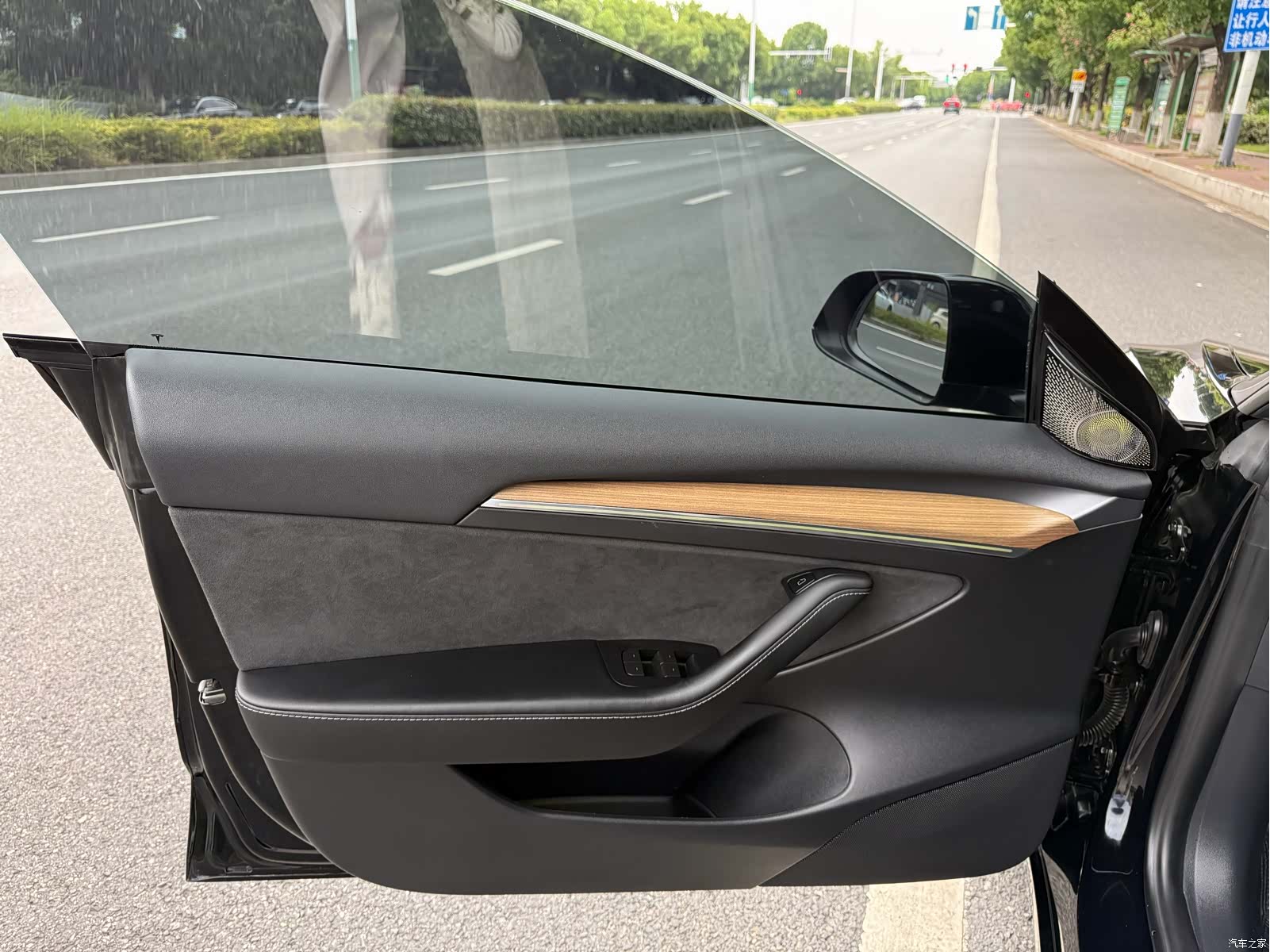Tesla Model 3, 2023 9