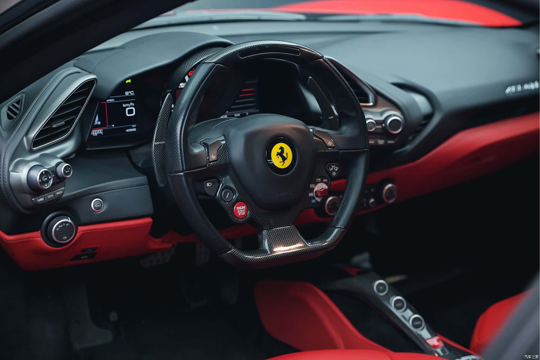 Ferrari 488, 2019 8