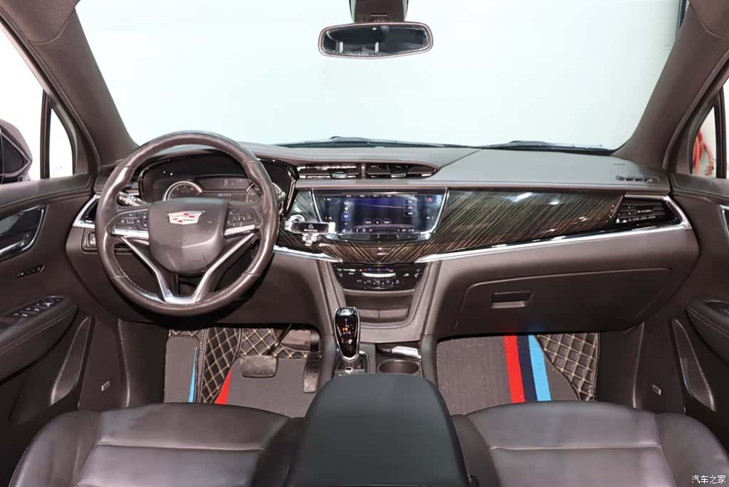 Cadillac XT6, 2021 13