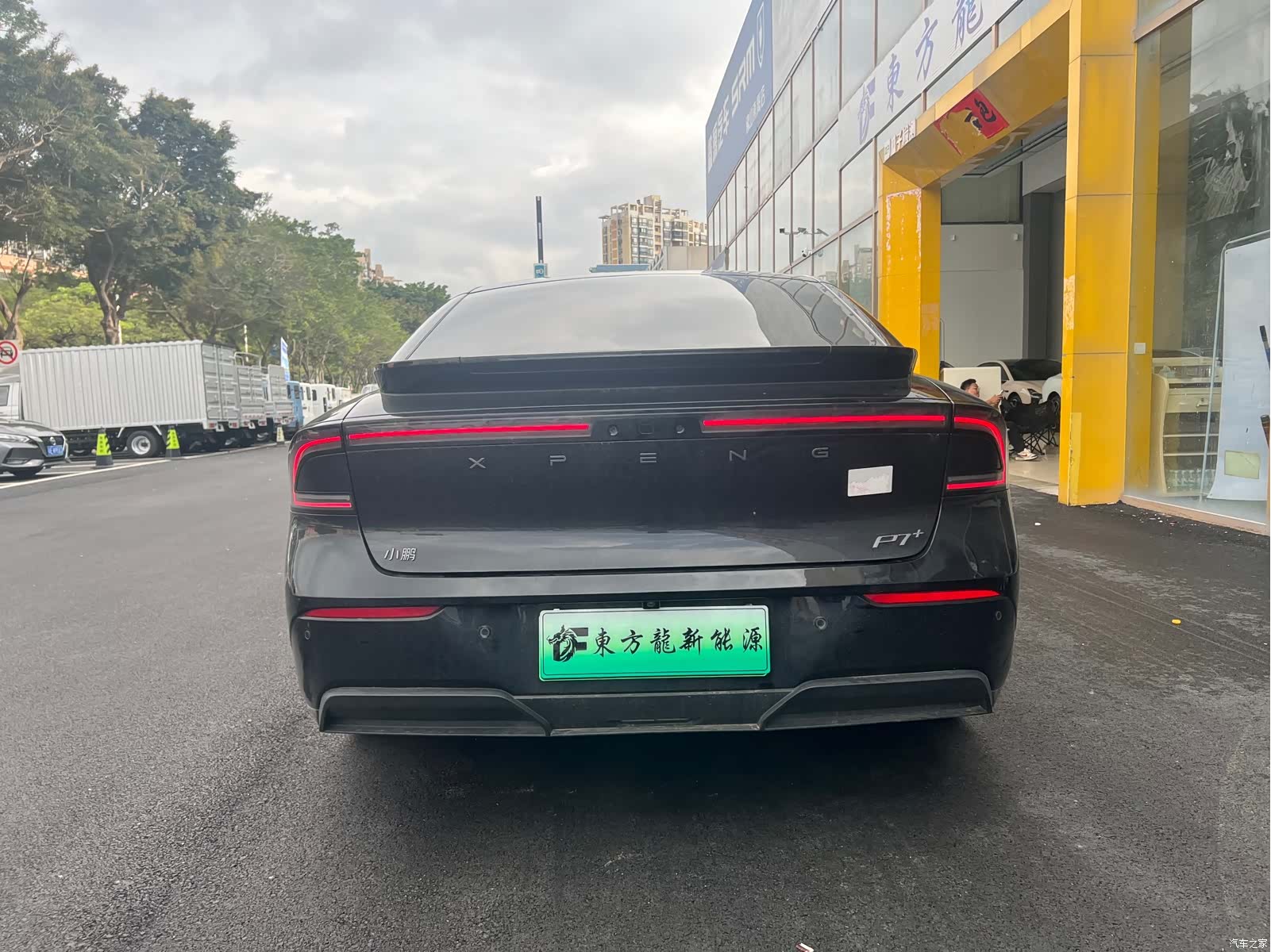Xpeng P7, 2024 все фото