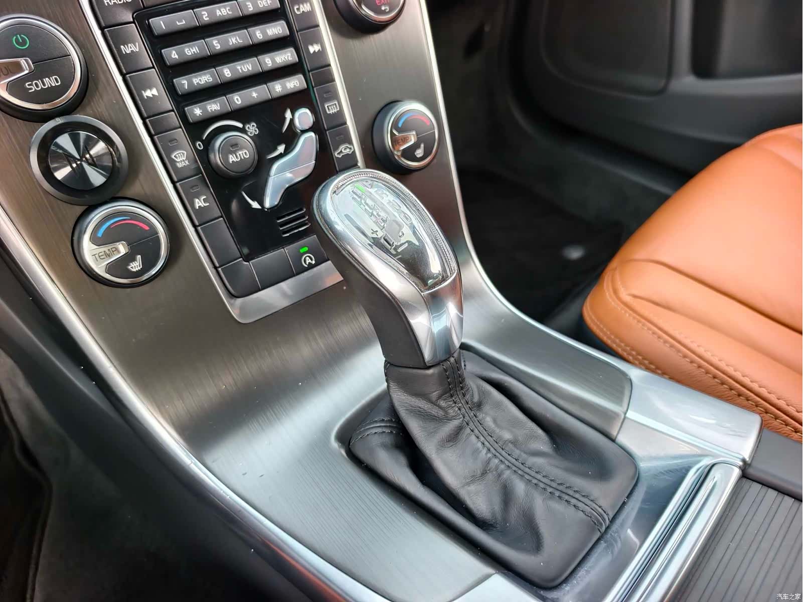 Volvo V60, 2012 6