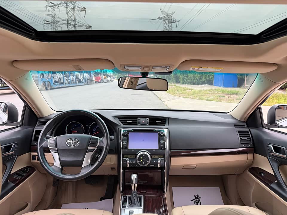 Toyota Reiz Toyota Reiz