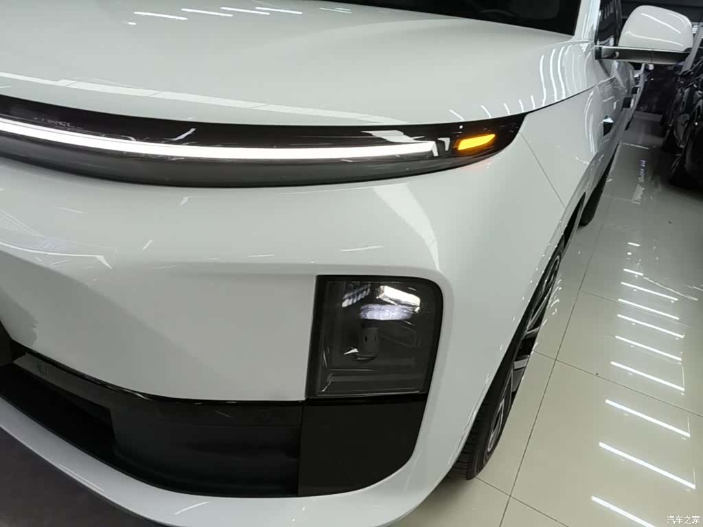 Li Auto L6, 2024 24