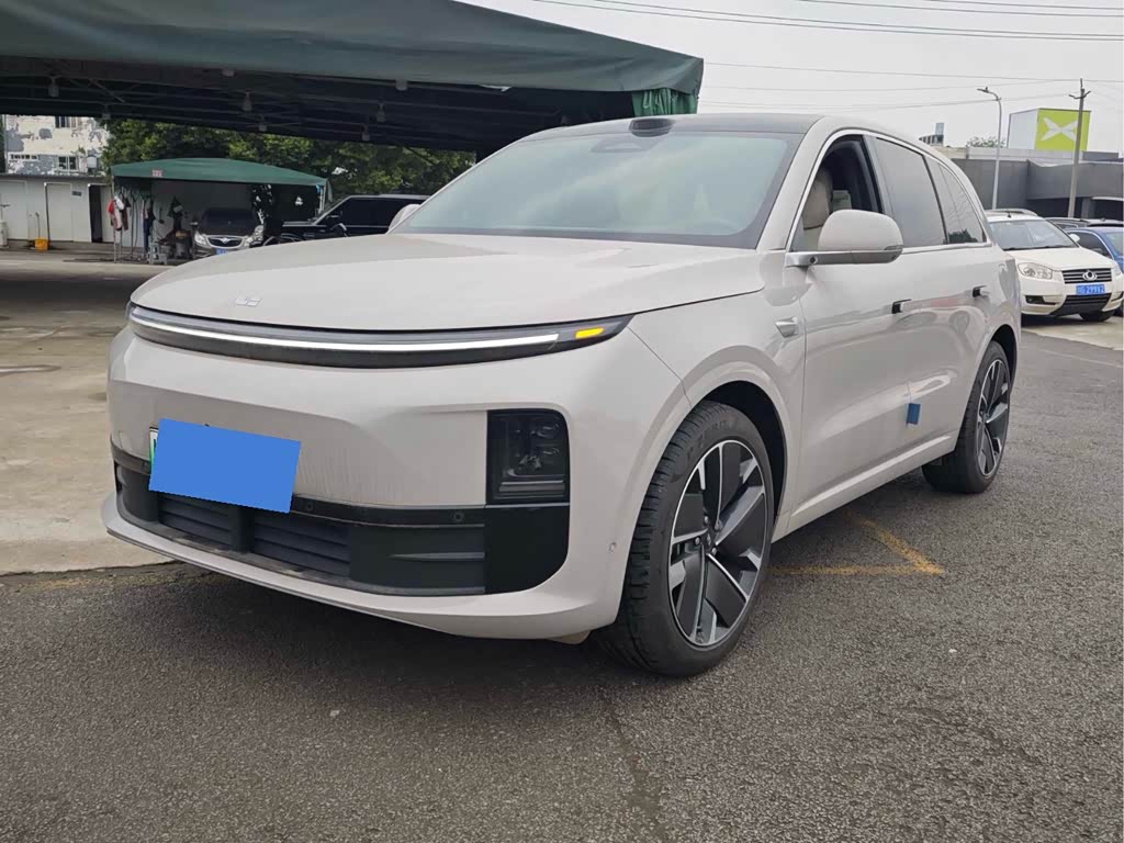 Li Auto L6
