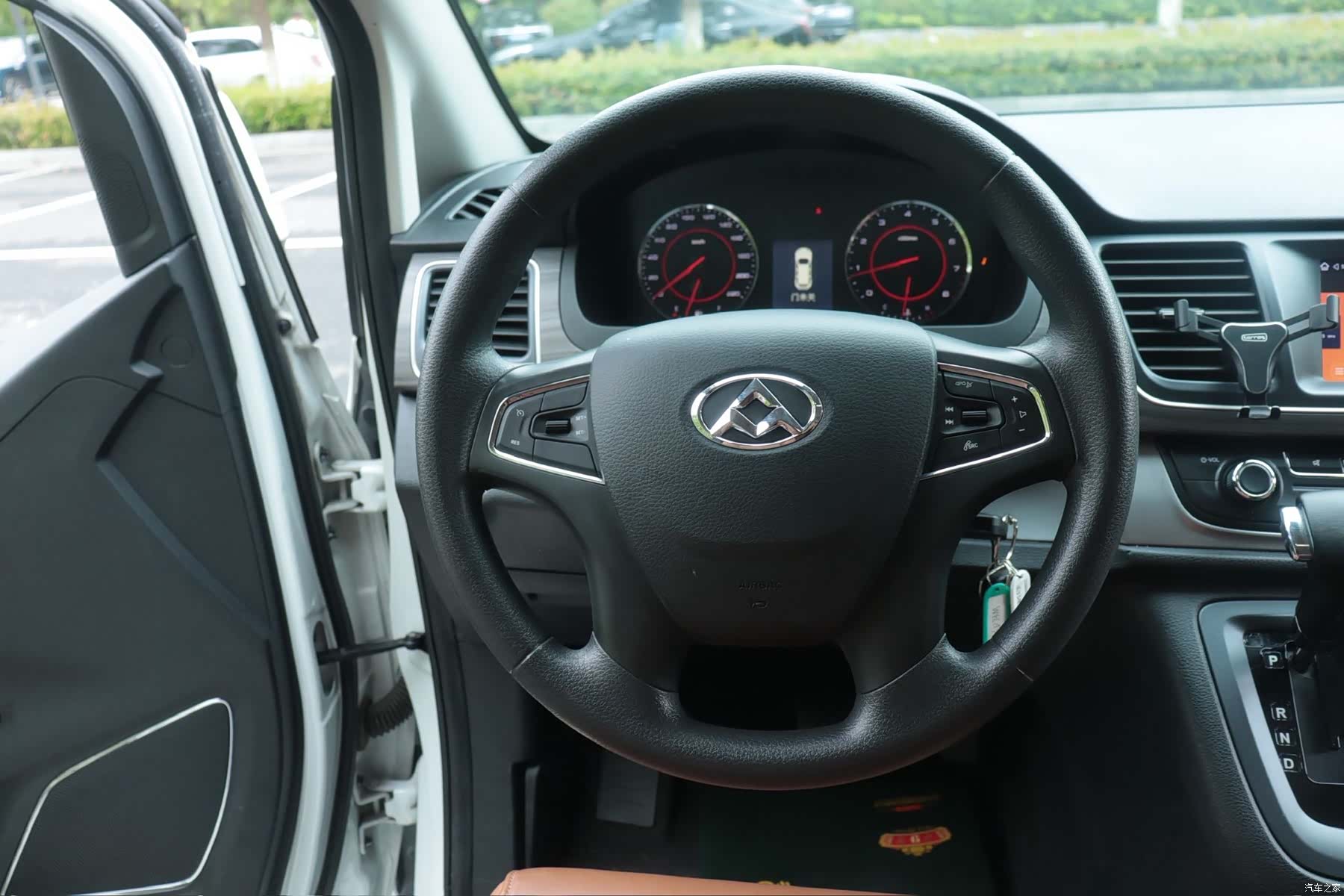 Maxus G10, 2020 16