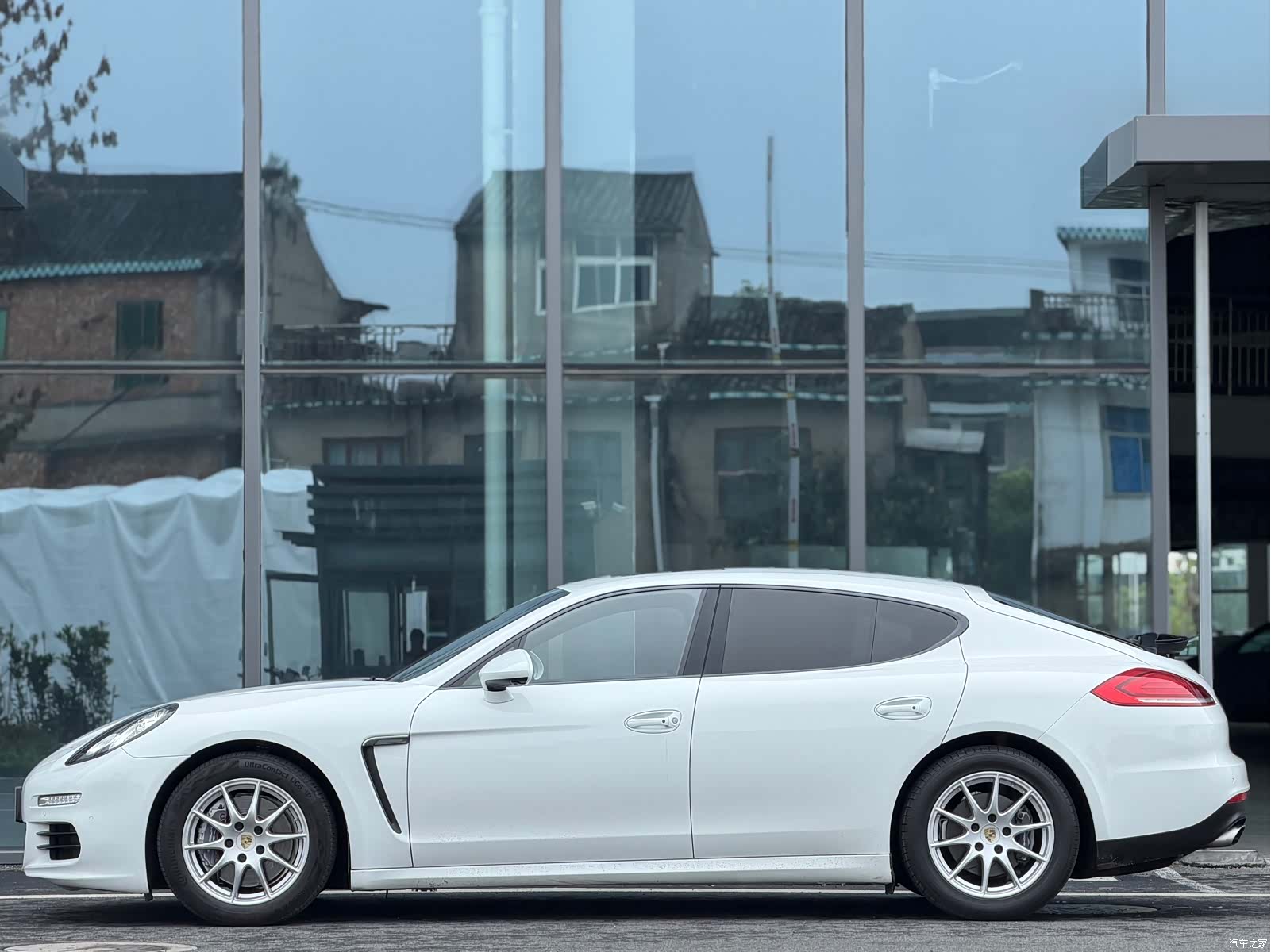 Porsche Panamera, 2015 3
