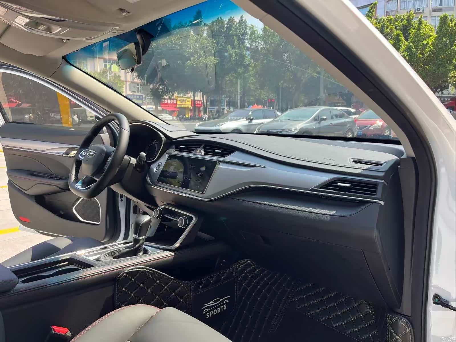 Geely Binray, 2020 28