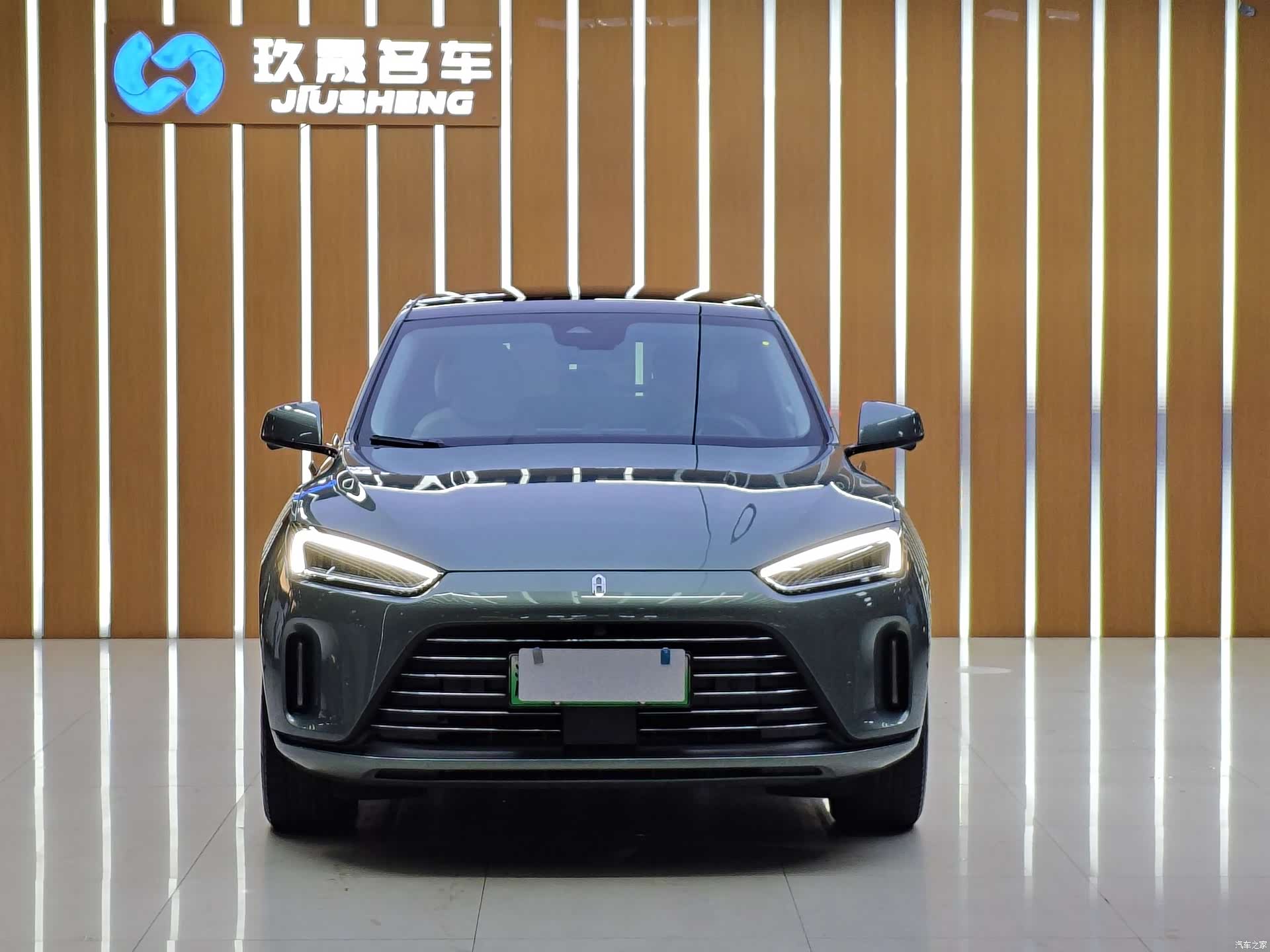 AITO M5, 2022 2