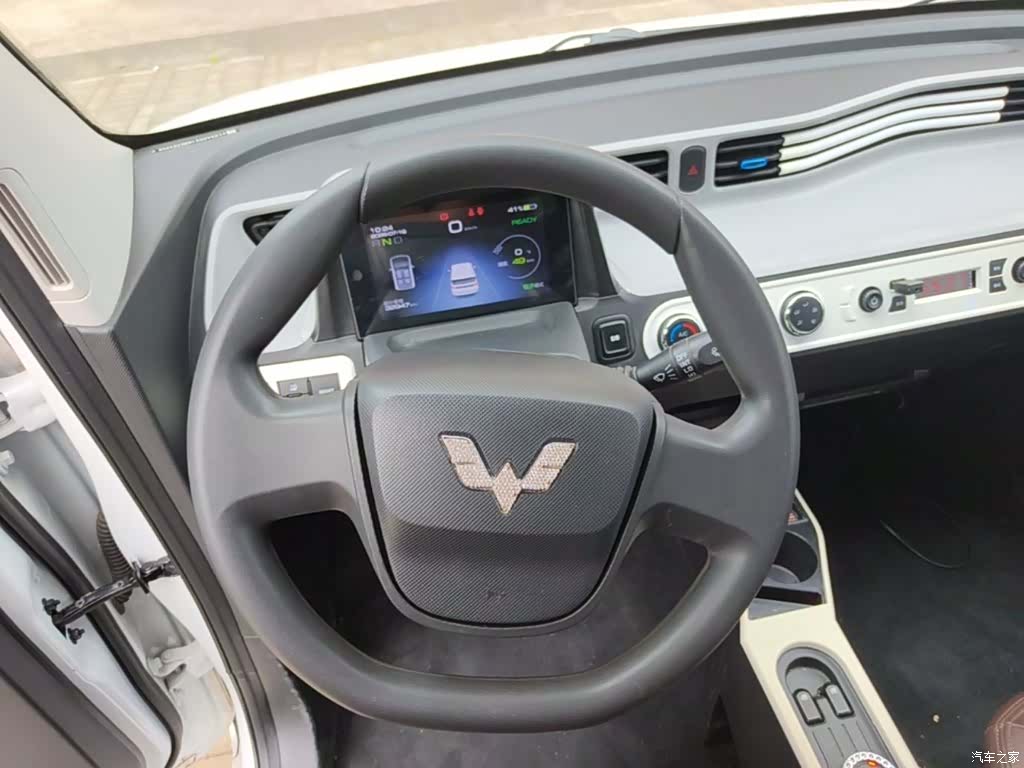 Wuling MINIEV, 2022 11
