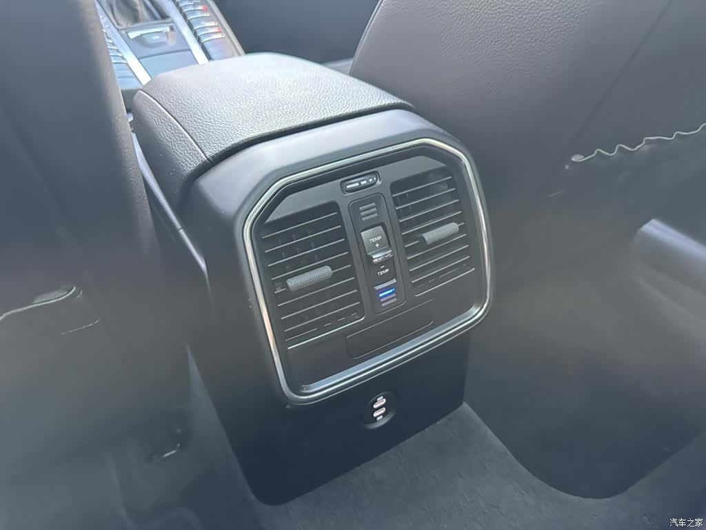 Porsche Macan, 2021 14