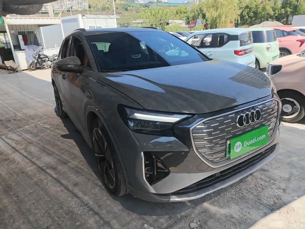 Audi Q4 e-tron, 2023 4
