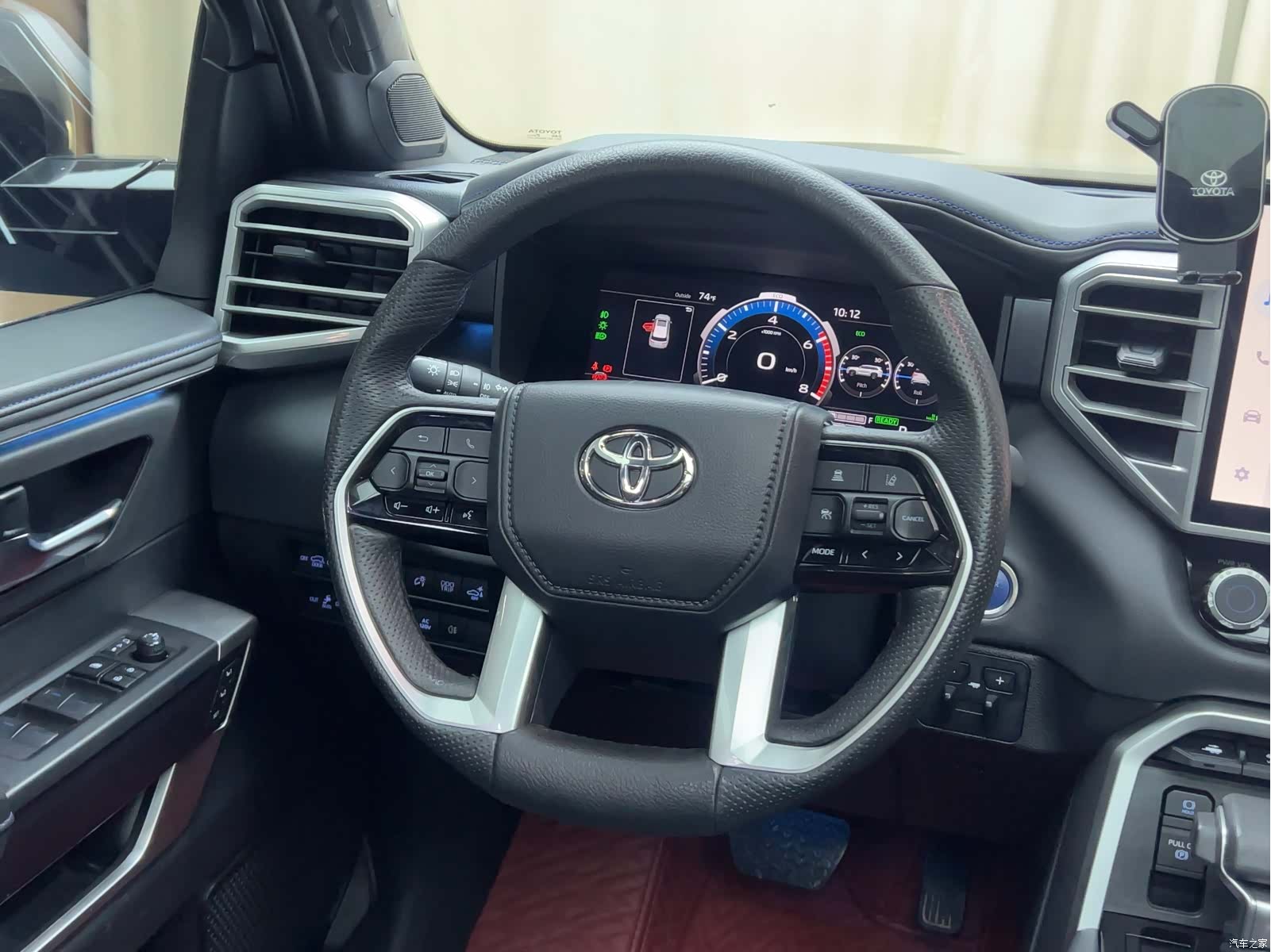 Toyota Sequoia, 2023 14