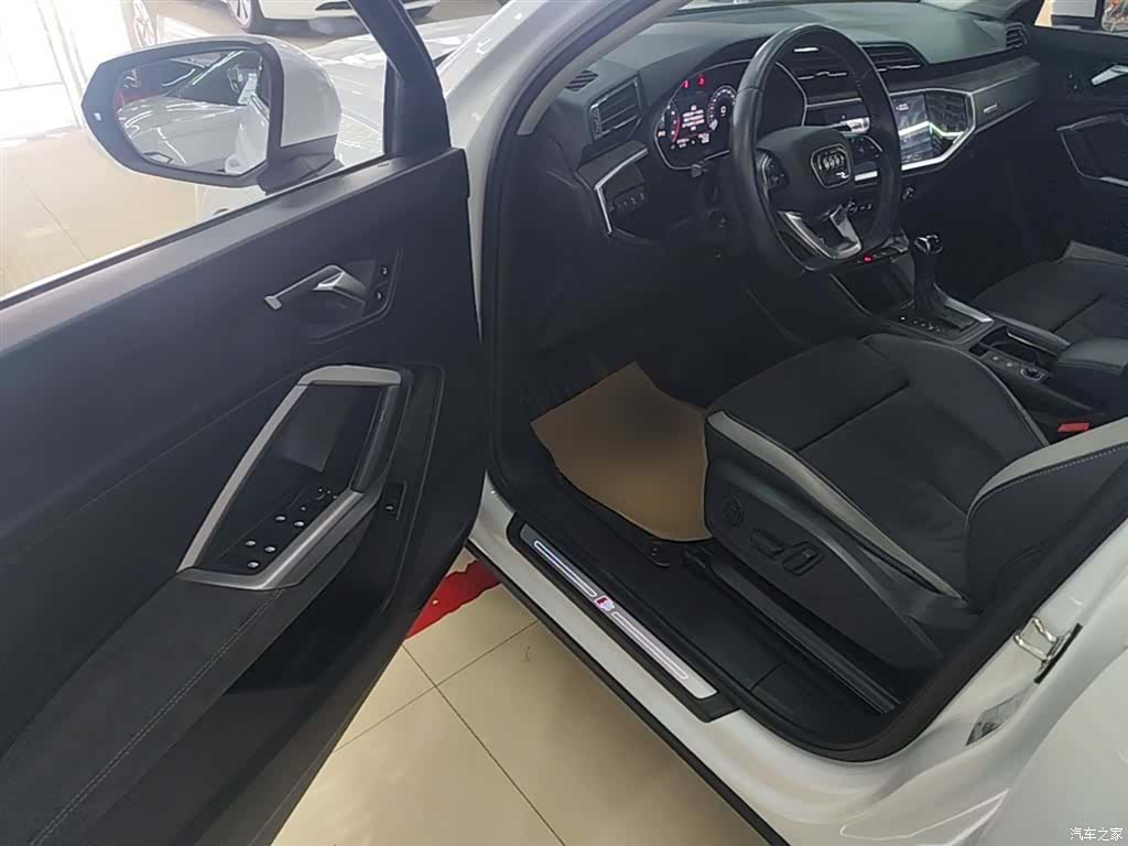 Audi Q3, 2021 16