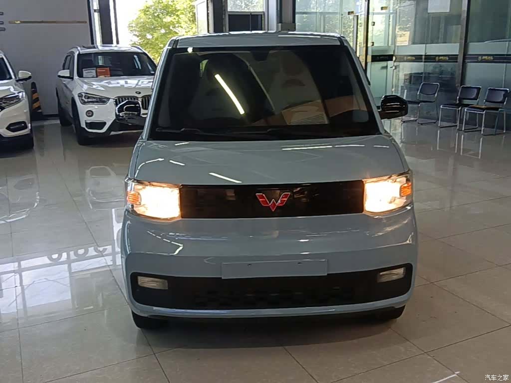 Wuling MINIEV, 2020 3