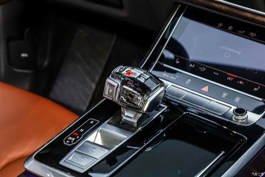 Audi Q7, 2020 28