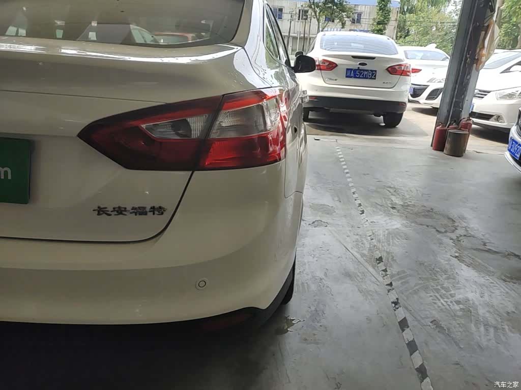 Ford Focus, 2015 8