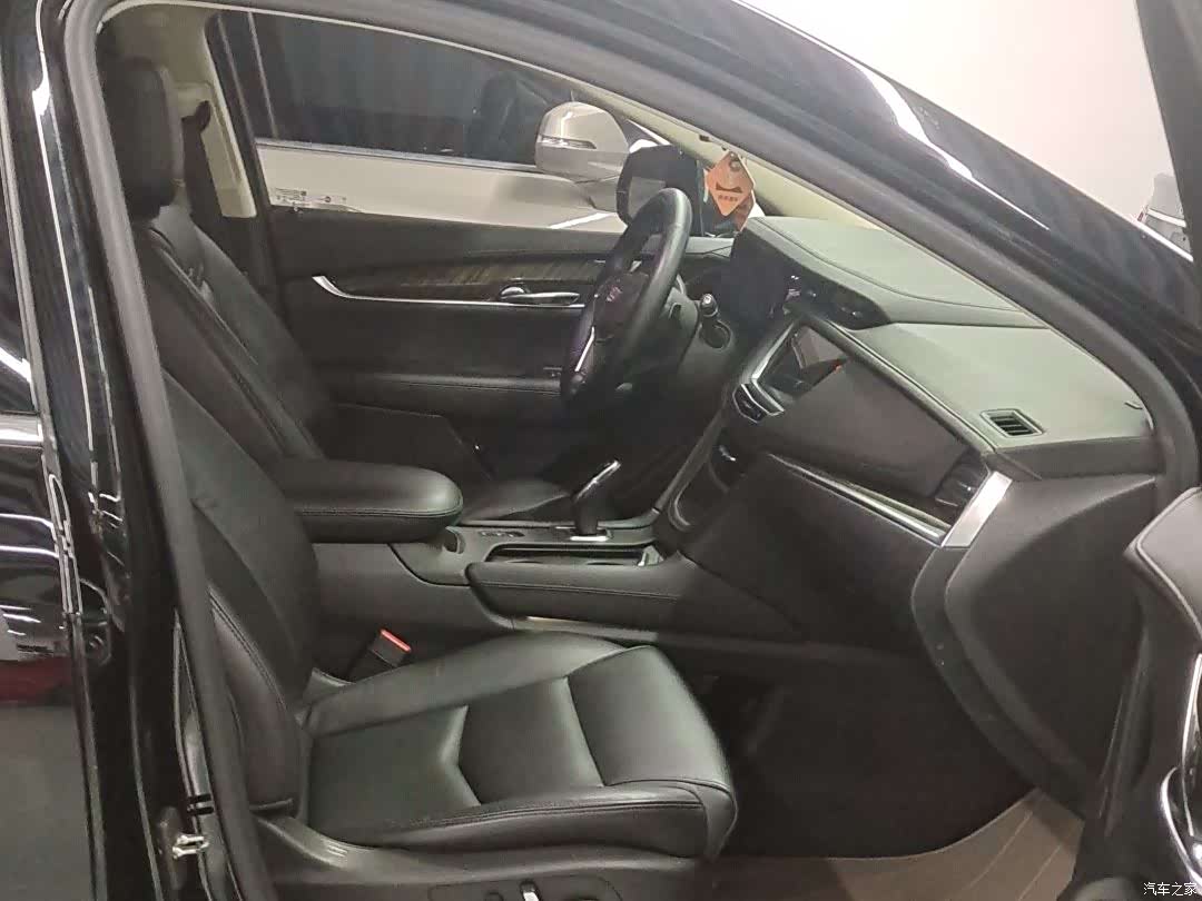 Cadillac XT5, 2019 9