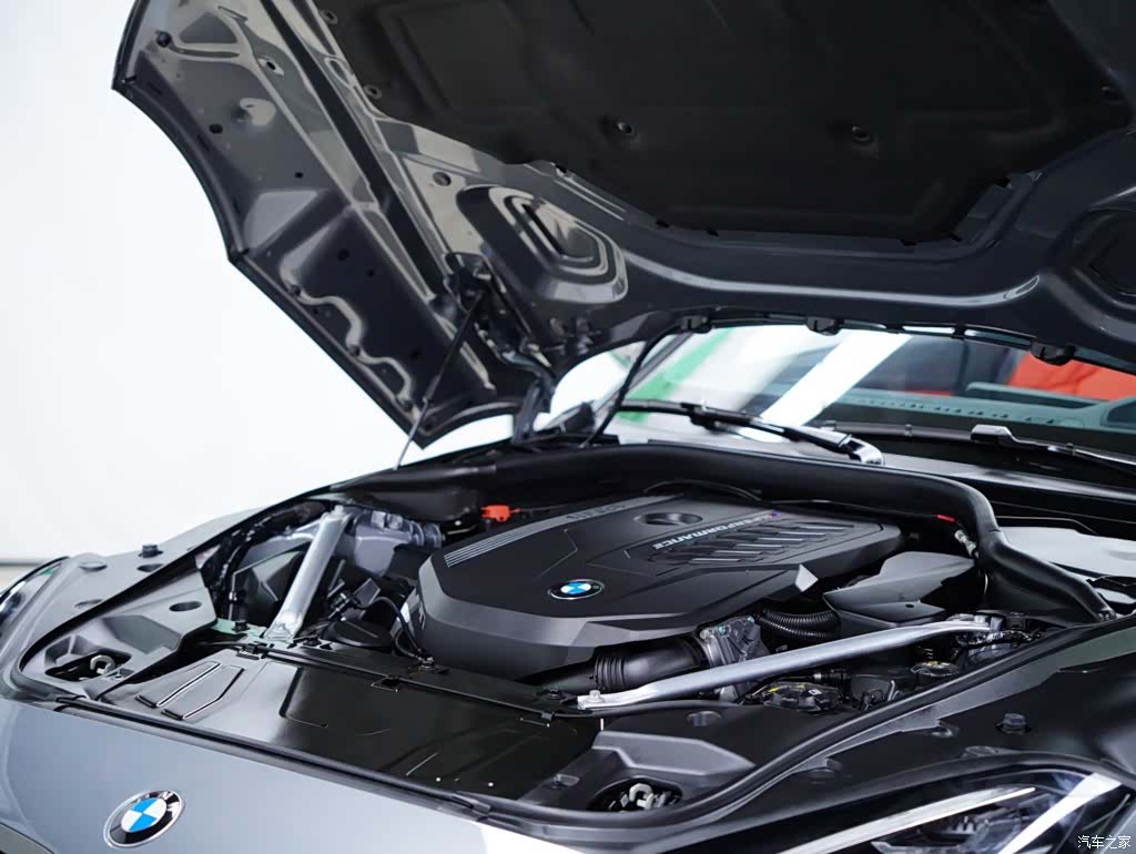 BMW Z4, 2024 47