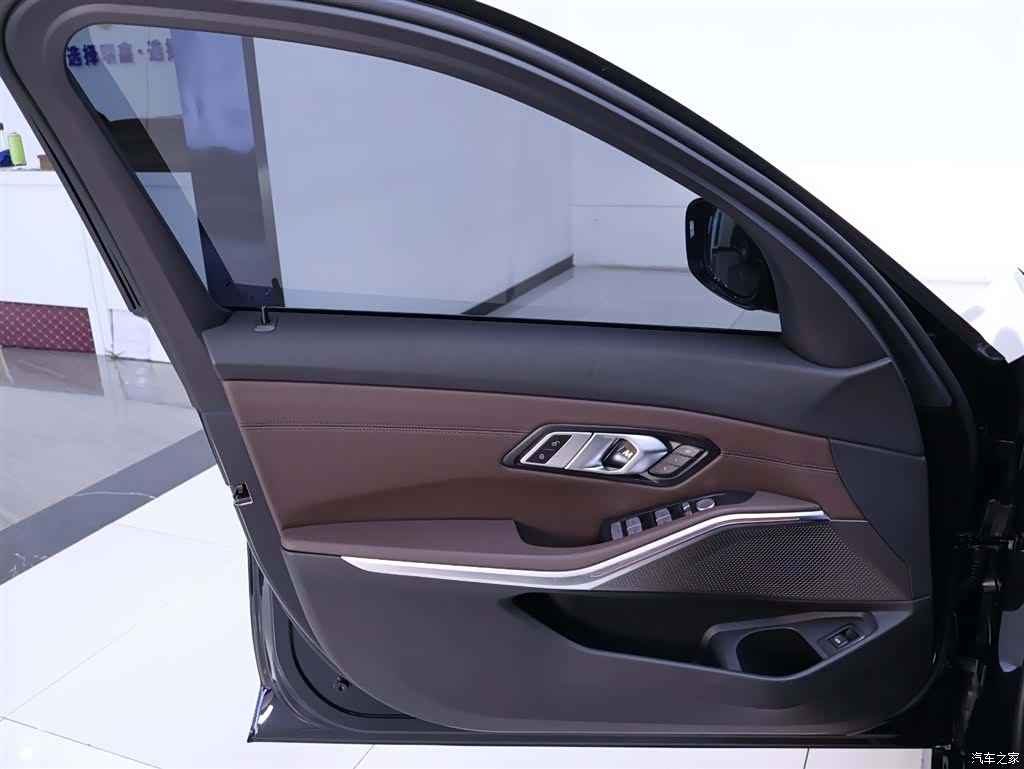 BMW 3 Series, 2024 18