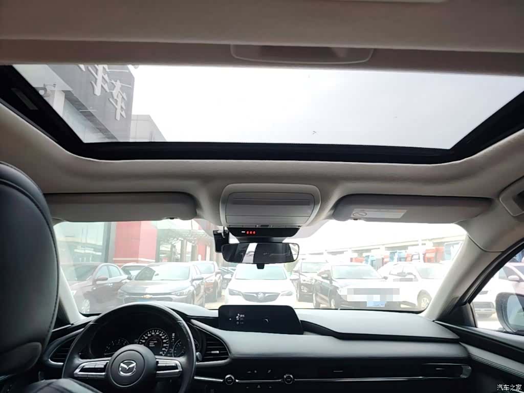 Mazda Mazda3, 2020 18
