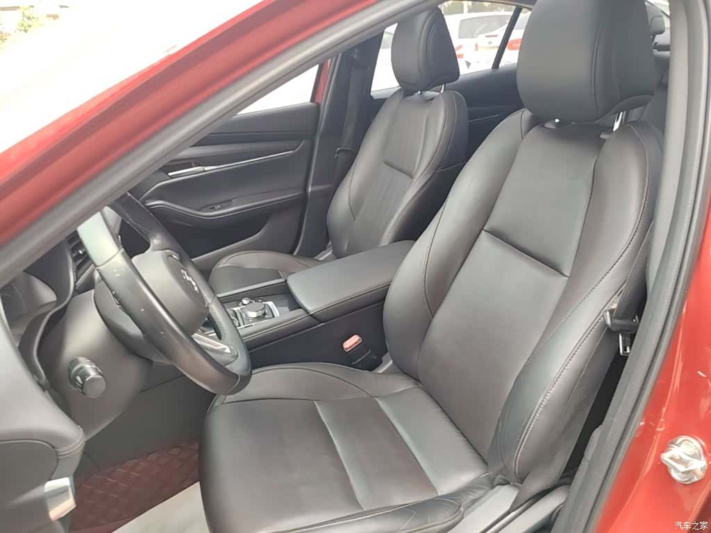 Mazda Mazda3, 2020 15
