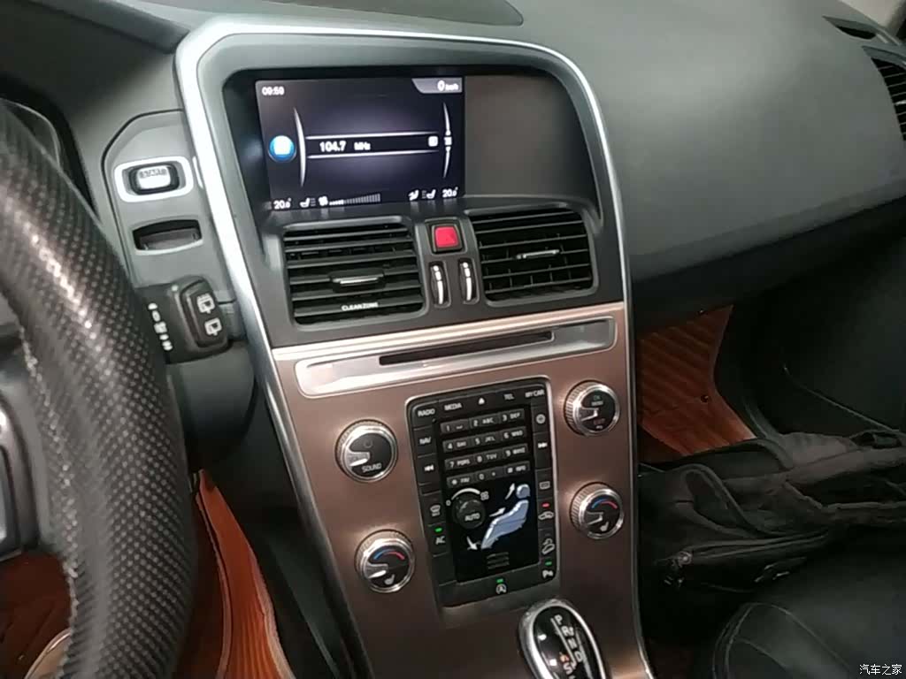 Volvo XC60, 2017 13