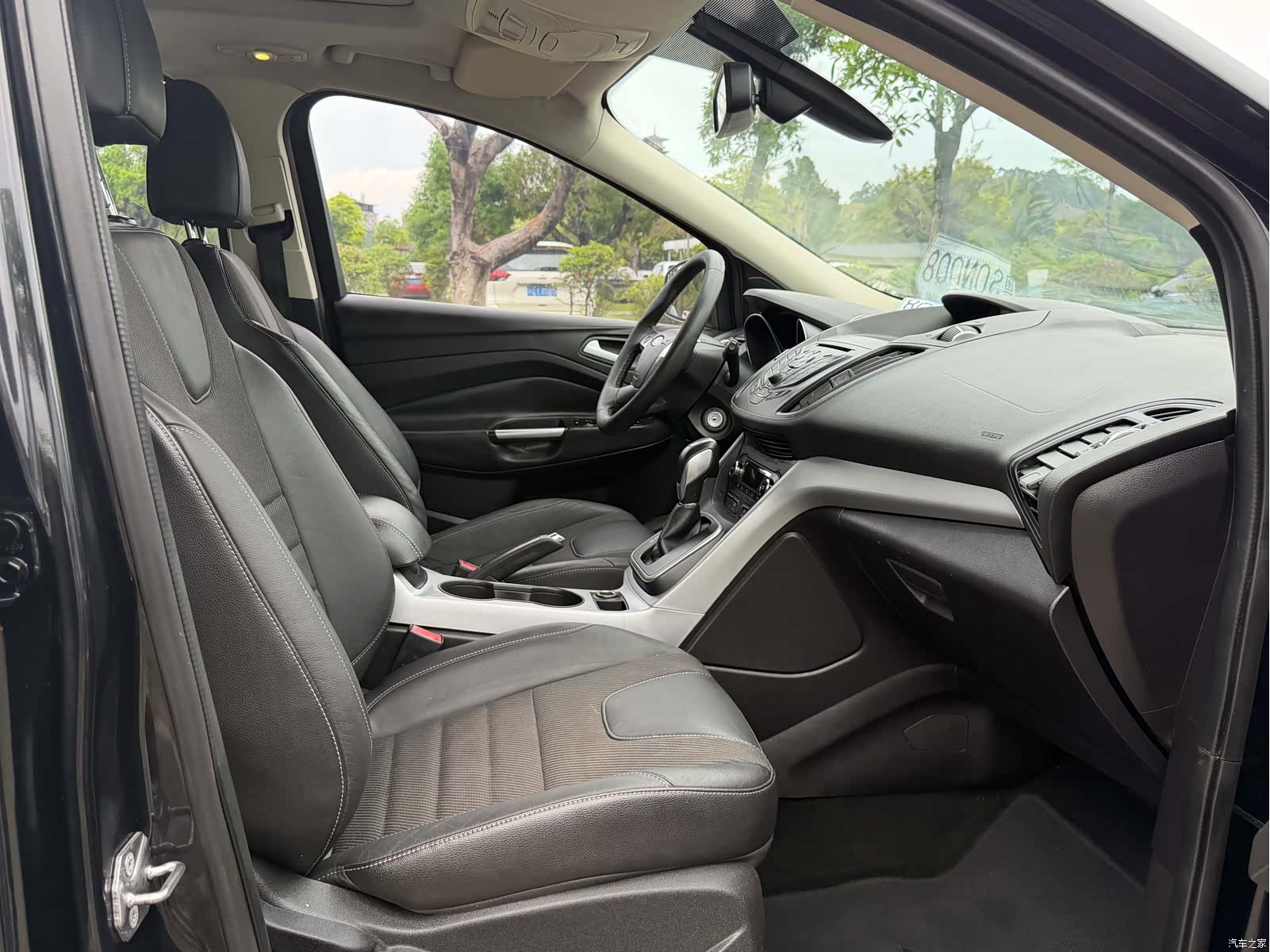 Ford Kuga, 2016 21