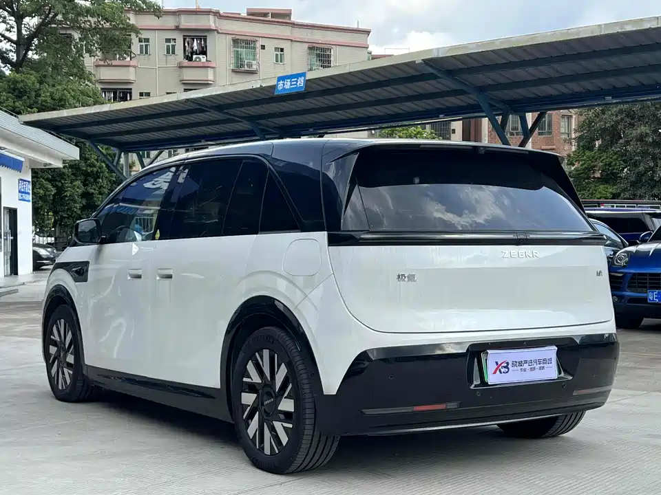 Zeekr MIX